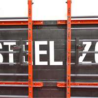 Suples Wall *Steel Squat Rack